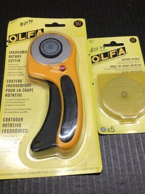 NEW OLFA RTY-3/DX 60mm Ergonomic Rotary Cutter RB60-5 Blades Bundle 5 blades